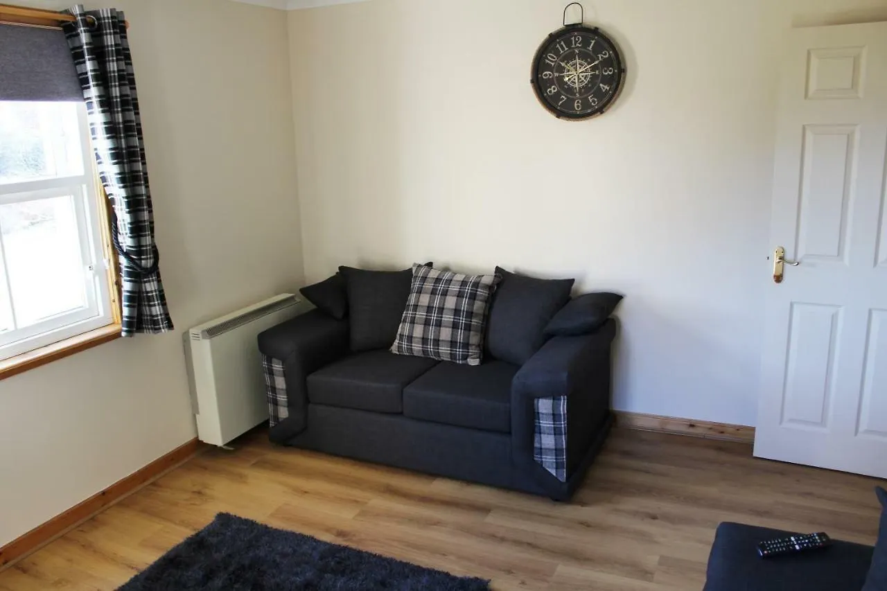 אדינבורו The View Deer Park Luxury Apartment